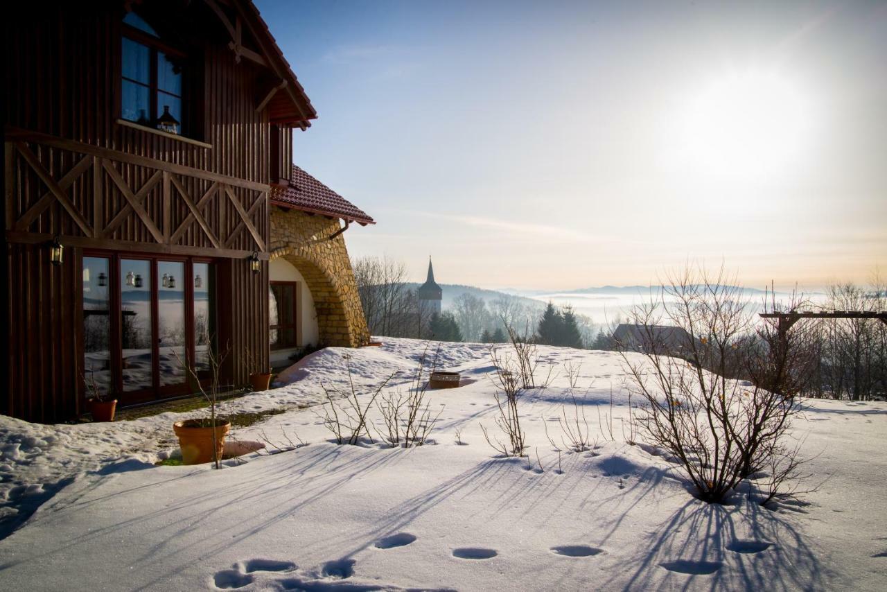 Apartamenty Romanowka Raszow 외부 사진