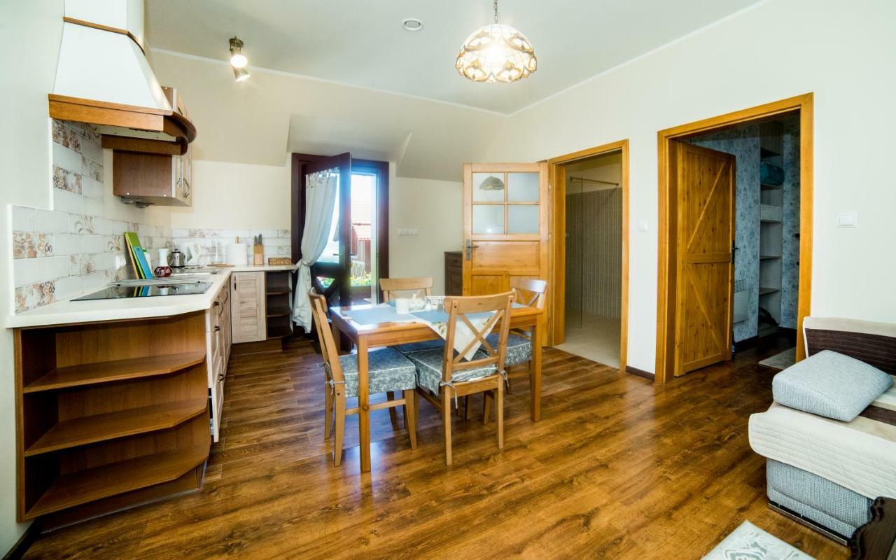 Apartamenty Romanowka Raszow 외부 사진
