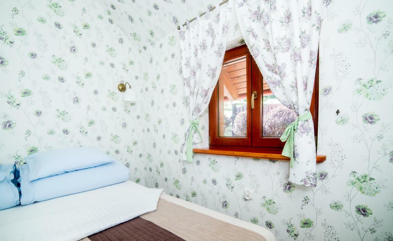 Apartamenty Romanowka Raszow 외부 사진