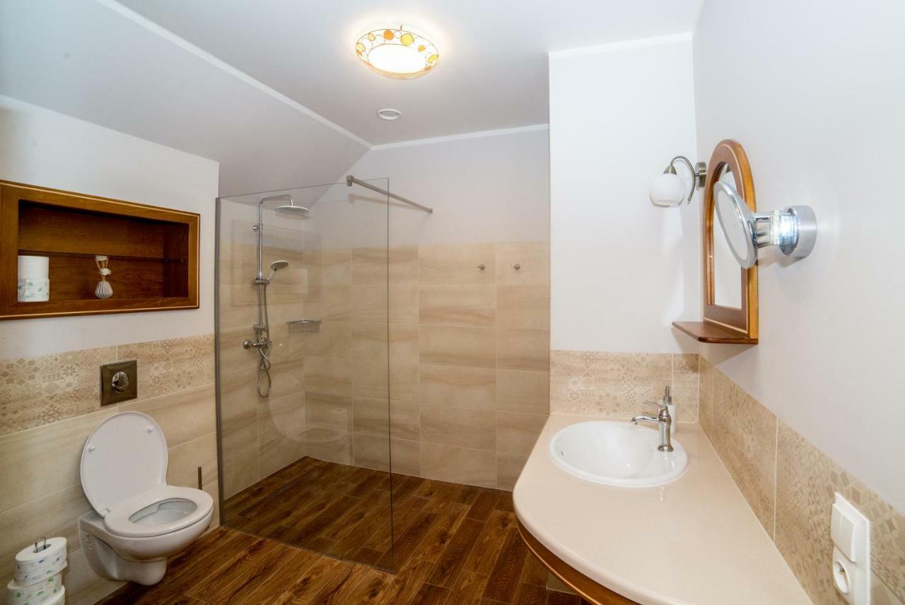 Apartamenty Romanowka Raszow 외부 사진